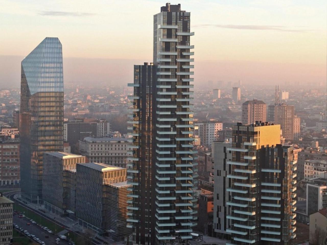 Stylish Elegant Suite In Torre Solaria With Exclusive Milan'S View Екстер'єр фото